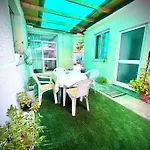 Family Room With Garden Parking Included 3 Min From Main Square